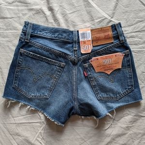 Levi's 501 high-rise short - NWT